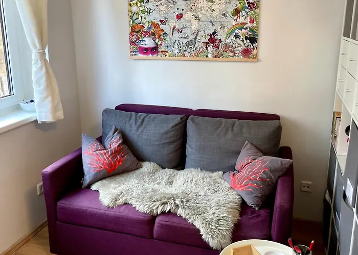 Business-apartment 1-6 Months *