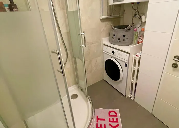 Business-apartment 1-6 Months